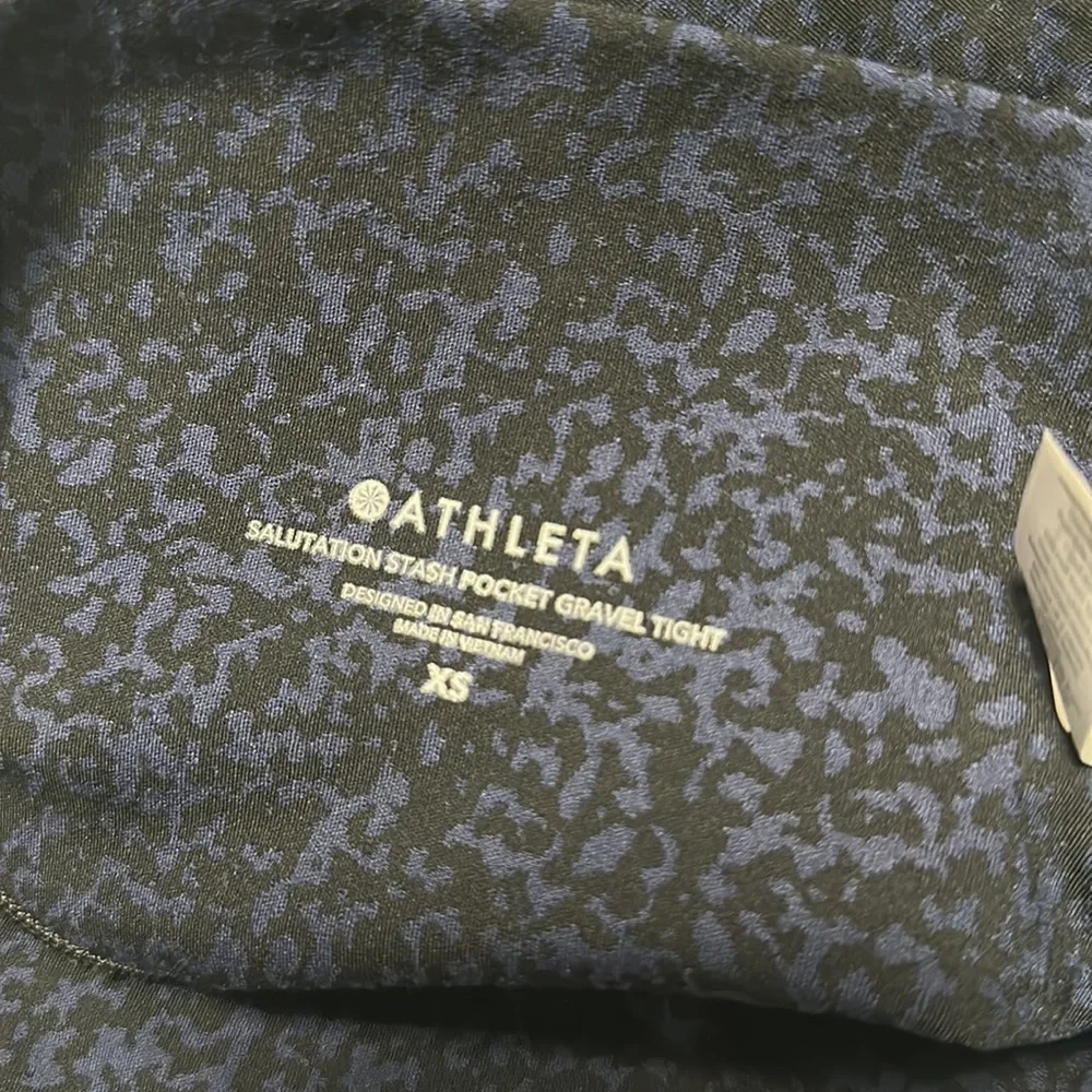 Athlete‎ Salutation Stash Pocket Gravel Tight Leggings